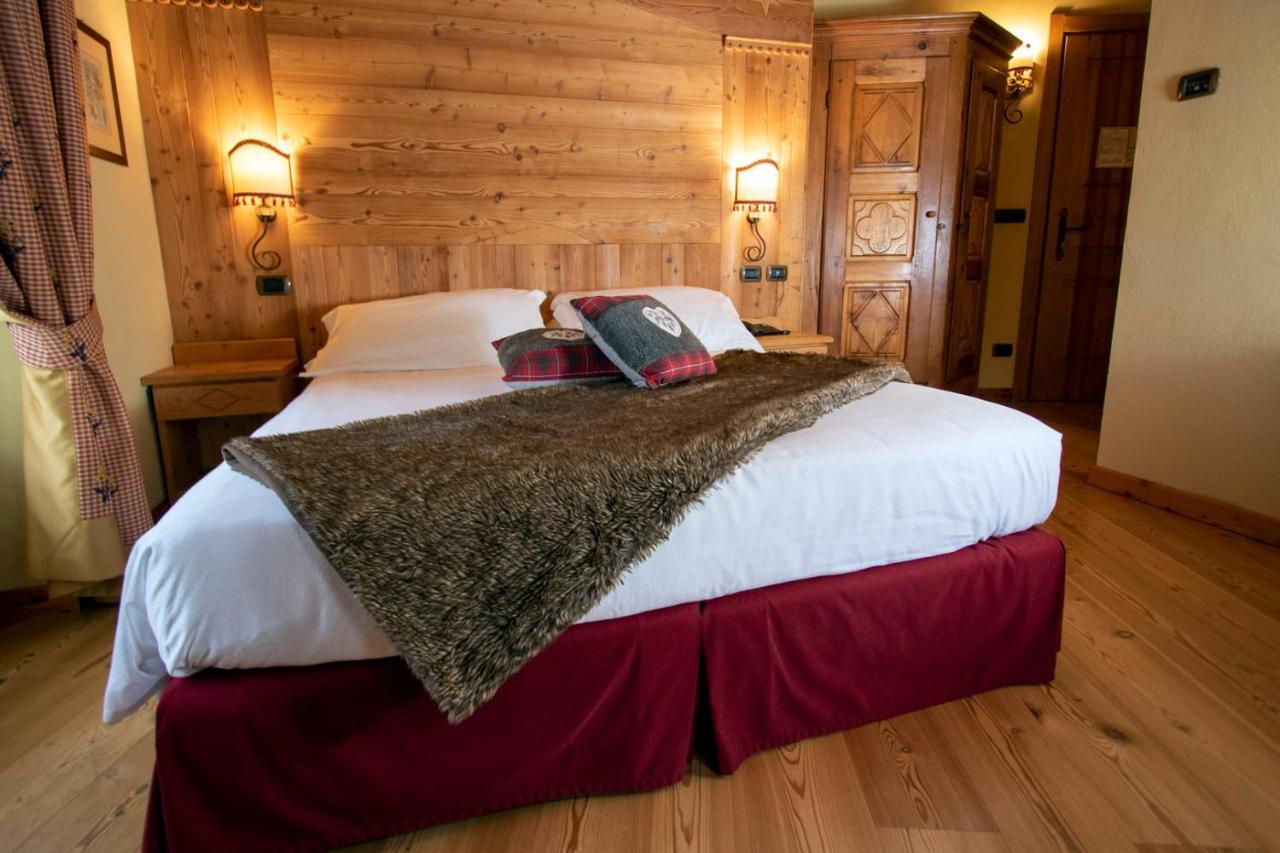 Laghetto Alpine Hotel & Restaurant Brusson Buitenkant foto