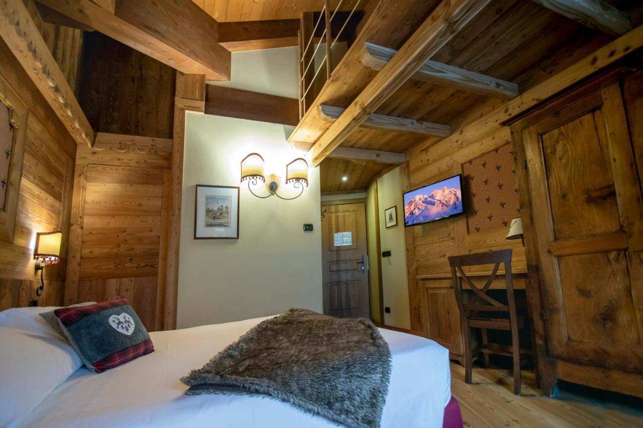 Laghetto Alpine Hotel & Restaurant Brusson Buitenkant foto