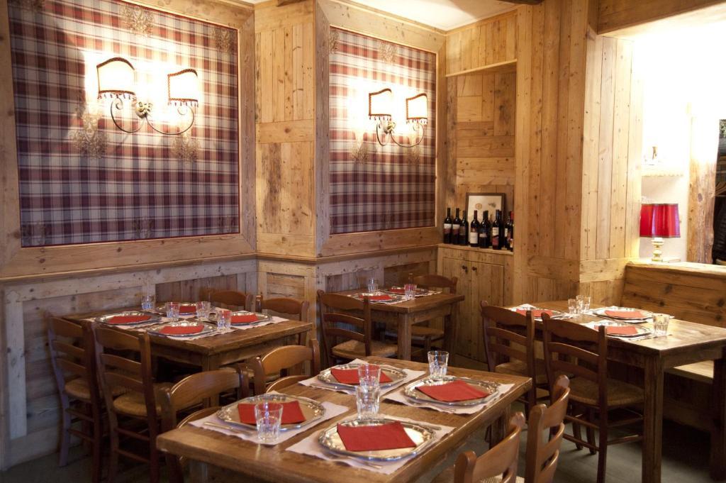 Laghetto Alpine Hotel & Restaurant Brusson Buitenkant foto